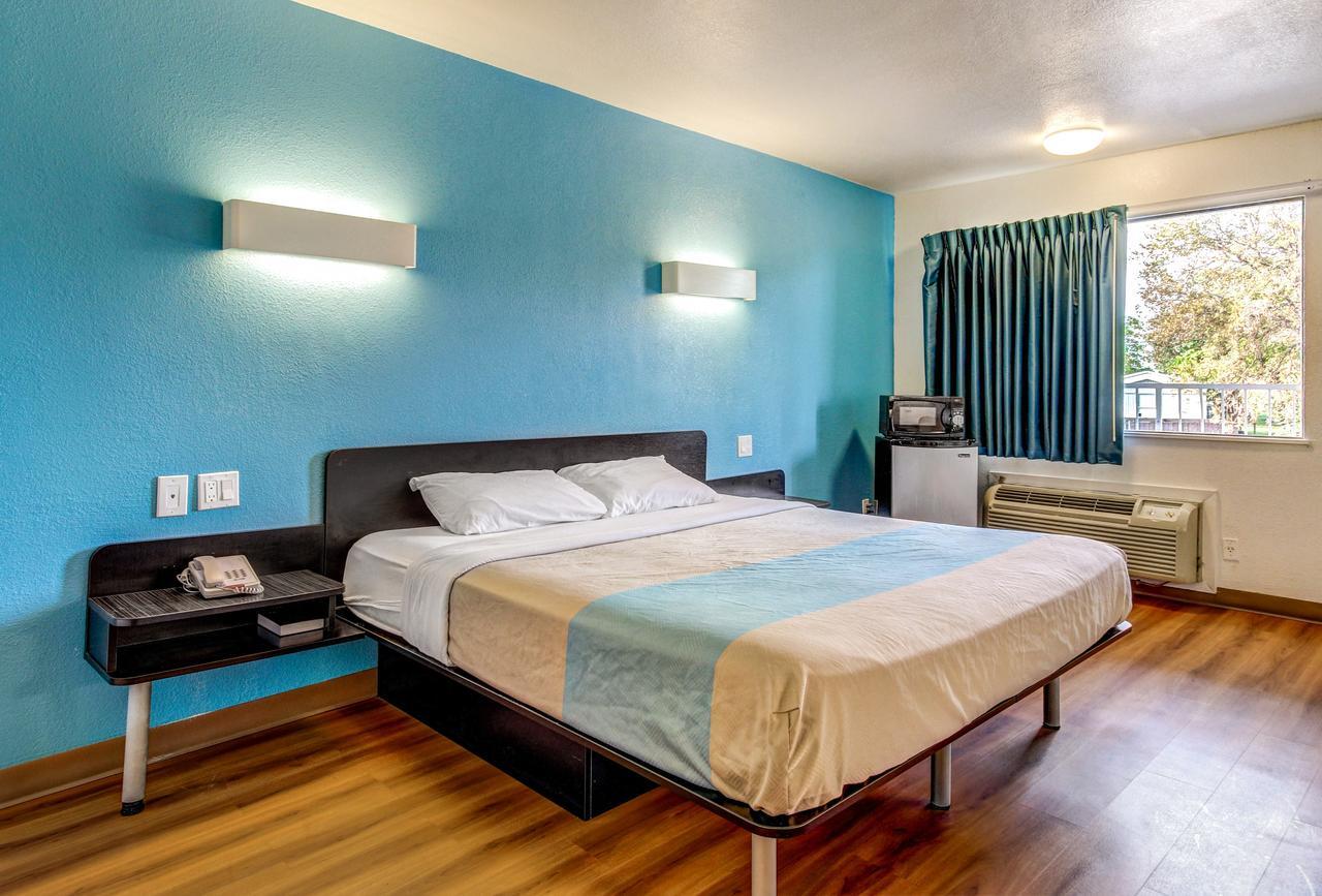 Motel 6 Waco - Lacy Lakeview Bellmead المظهر الخارجي الصورة