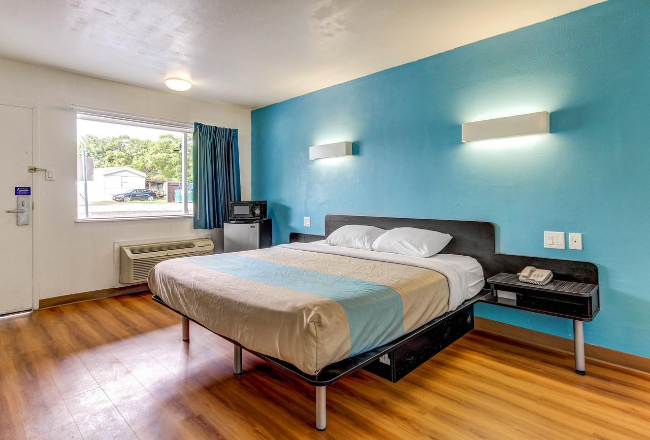 Motel 6 Waco - Lacy Lakeview Bellmead المظهر الخارجي الصورة