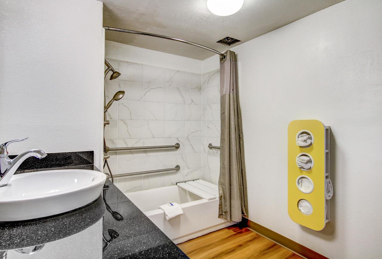 Motel 6 Waco - Lacy Lakeview Bellmead المظهر الخارجي الصورة
