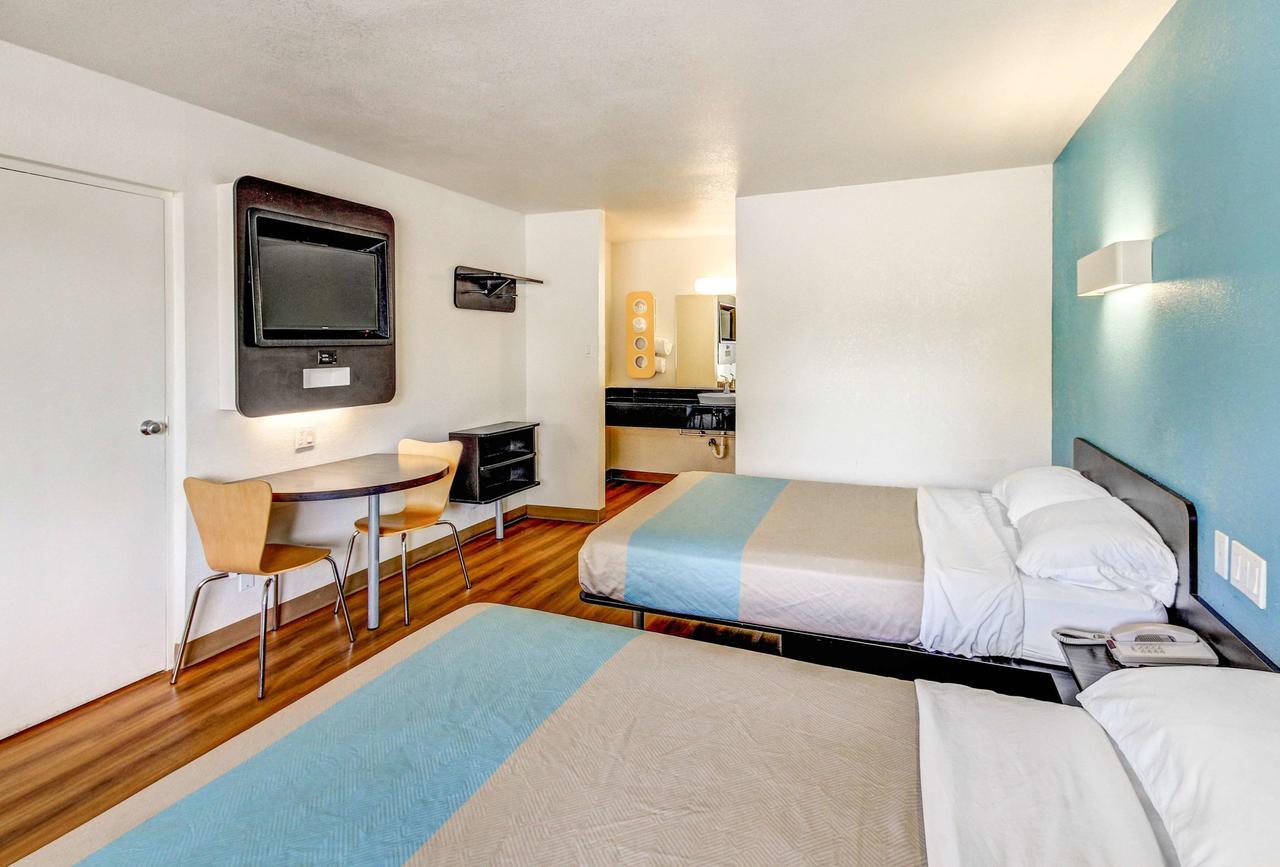 Motel 6 Waco - Lacy Lakeview Bellmead المظهر الخارجي الصورة